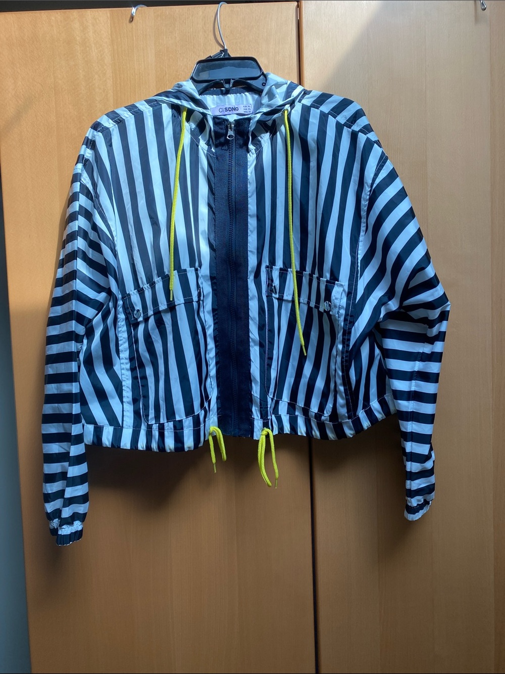 Striped jacket with neon yellow strings